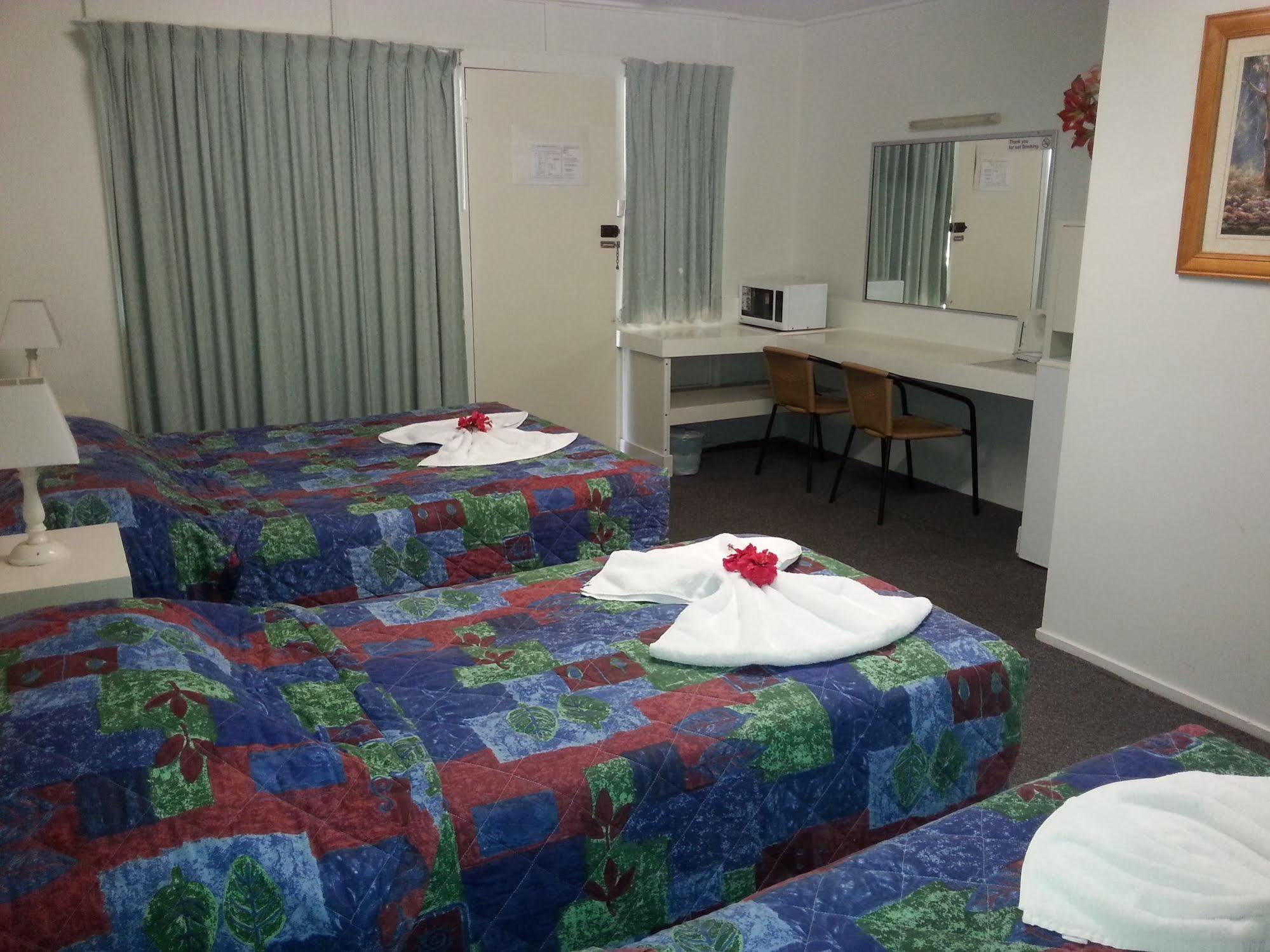 Golden Fountain Motel Rockhampton Ngoại thất bức ảnh