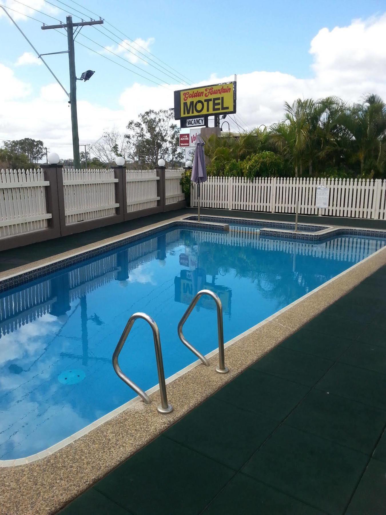 Golden Fountain Motel Rockhampton Ngoại thất bức ảnh